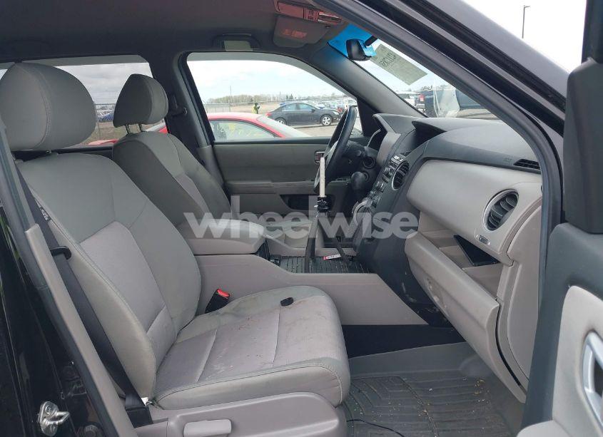 Photo 5 of 2012 Honda Pilot EX (VIN 5FNYF4H4XCB017989)