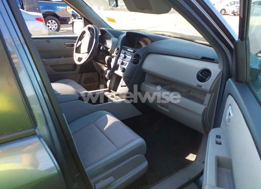 Photo 5 of 2013 Honda Pilot EX (VIN 5FNYF4H4XDB003124)