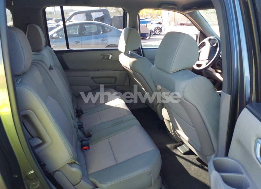 Photo 8 of 2013 Honda Pilot EX (VIN 5FNYF4H4XDB003124)