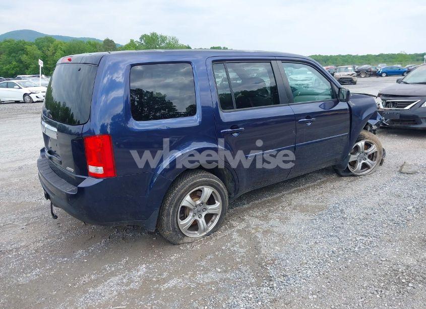 Photo 4 of 2013 Honda Pilot EX (VIN 5FNYF4H4XDB003334)