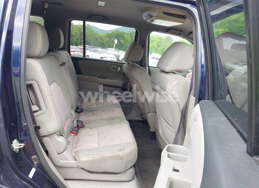 Photo 8 of 2013 Honda Pilot EX (VIN 5FNYF4H4XDB003334)