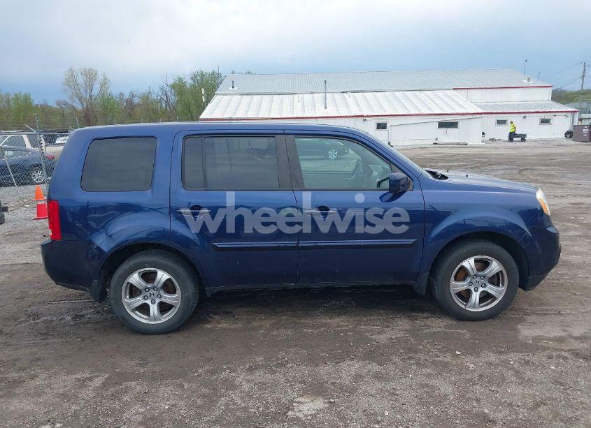 Photo 13 of 2015 Honda Pilot EX (VIN 5FNYF4H4XFB006575)