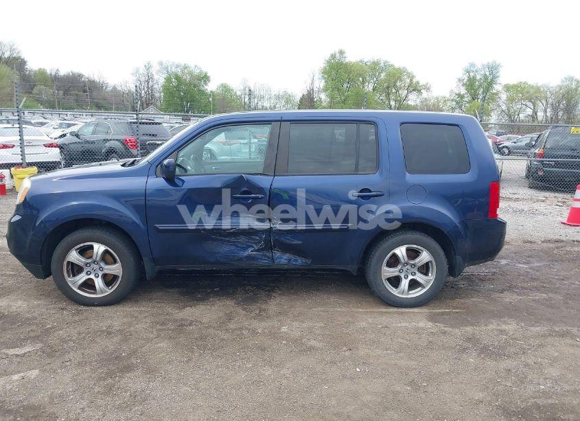 Photo 14 of 2015 Honda Pilot EX (VIN 5FNYF4H4XFB006575)