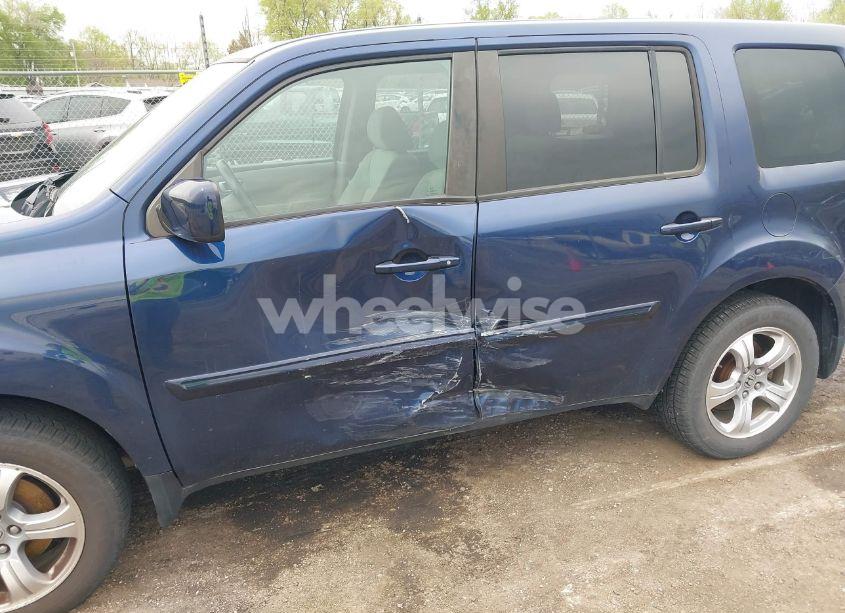 Photo 6 of 2015 Honda Pilot EX (VIN 5FNYF4H4XFB006575)