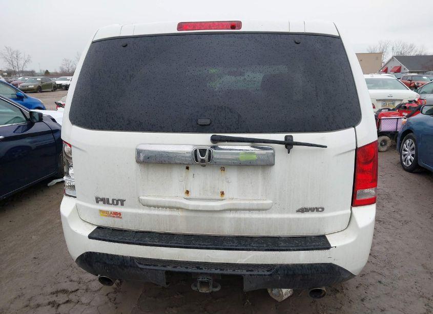 Photo 17 of 2015 Honda Pilot EX (VIN 5FNYF4H4XFB018564)