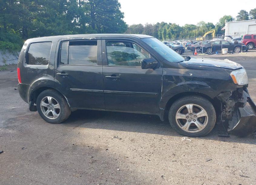 Photo 12 of 2015 Honda Pilot EX (VIN 5FNYF4H4XFB069336)