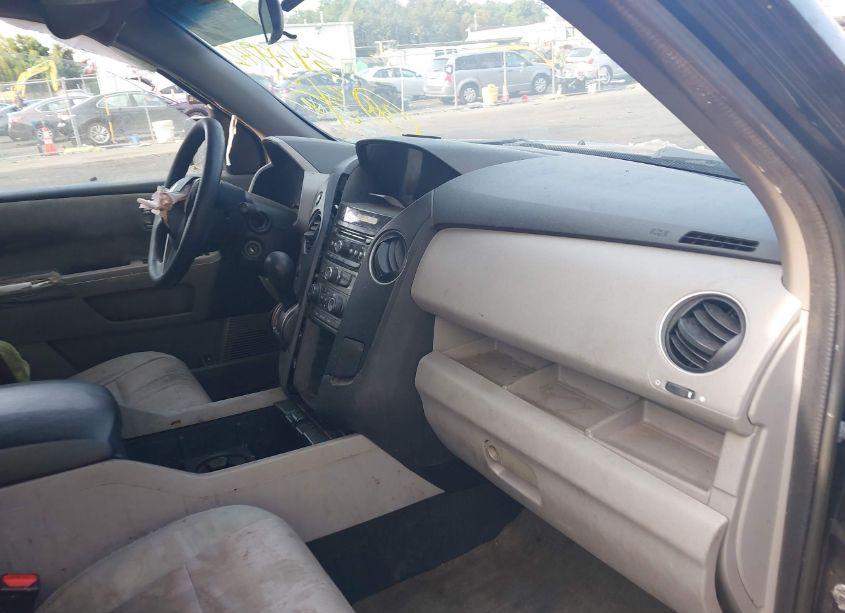 Photo 5 of 2015 Honda Pilot EX (VIN 5FNYF4H4XFB069336)