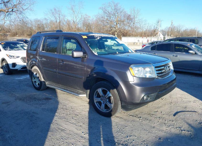 2015 Honda Pilot EX (VIN 5FNYF4H4XFB073578) main photo