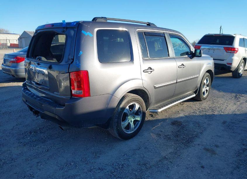 Photo 4 of 2015 Honda Pilot EX (VIN 5FNYF4H4XFB073578)