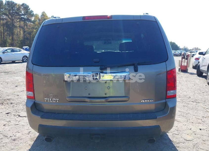 Photo 16 of 2011 Honda Pilot EX-L (VIN 5FNYF4H50BB044528)