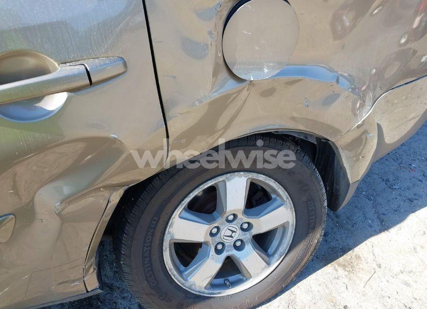 Photo 6 of 2011 Honda Pilot EX-L (VIN 5FNYF4H50BB044528)