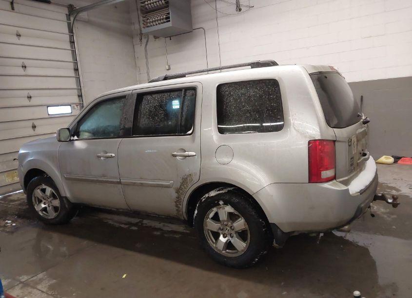 Photo 15 of 2011 Honda Pilot EX-L (VIN 5FNYF4H50BB053407)