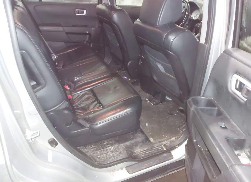 Photo 8 of 2011 Honda Pilot EX-L (VIN 5FNYF4H50BB053407)