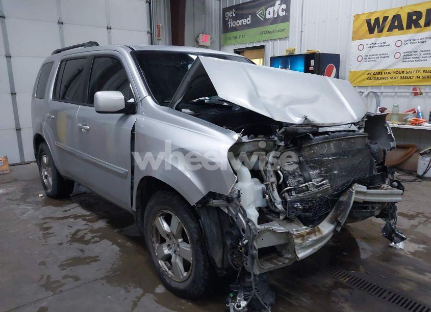 2011 Honda Pilot EX-L (VIN 5FNYF4H50BB059496) main photo