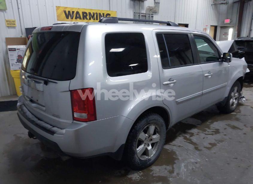 Photo 4 of 2011 Honda Pilot EX-L (VIN 5FNYF4H50BB059496)