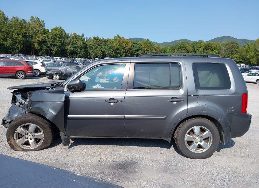 Photo 15 of 2011 Honda Pilot EX-L (VIN 5FNYF4H50BB066352)