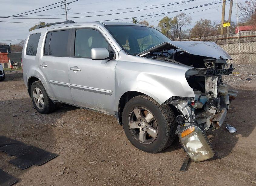 2011 Honda Pilot EX-L (VIN 5FNYF4H50BB068358) main photo