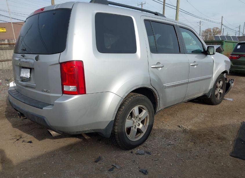 Photo 4 of 2011 Honda Pilot EX-L (VIN 5FNYF4H50BB068358)