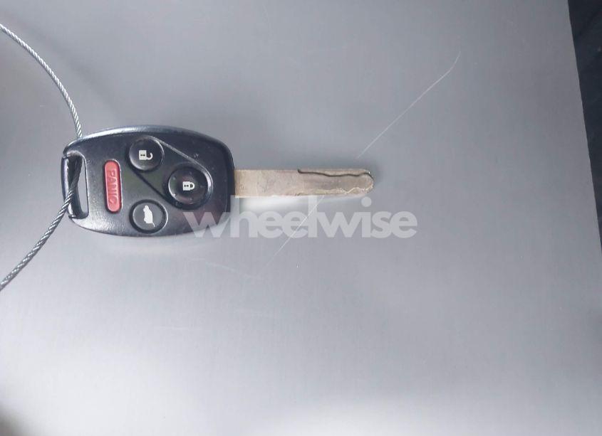 Photo 11 of 2011 Honda Pilot EX-L (VIN 5FNYF4H50BB090134)