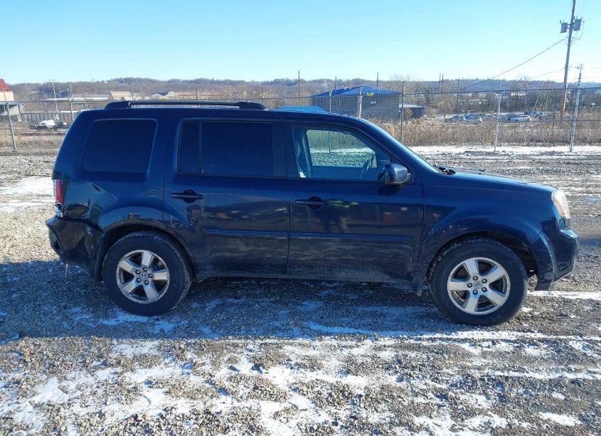 Photo 13 of 2011 Honda Pilot EX-L (VIN 5FNYF4H50BB105425)