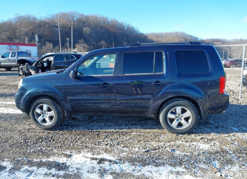 Photo 14 of 2011 Honda Pilot EX-L (VIN 5FNYF4H50BB105425)