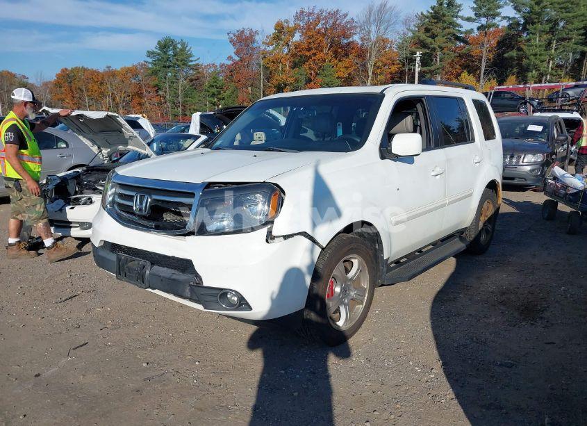 Photo 2 of 2012 Honda Pilot EX-L (VIN 5FNYF4H50CB039248)