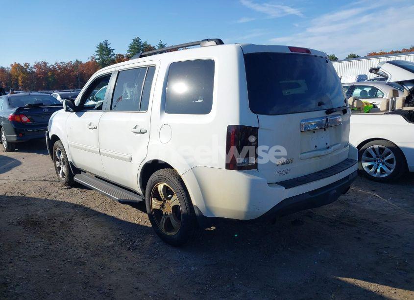 Photo 3 of 2012 Honda Pilot EX-L (VIN 5FNYF4H50CB039248)