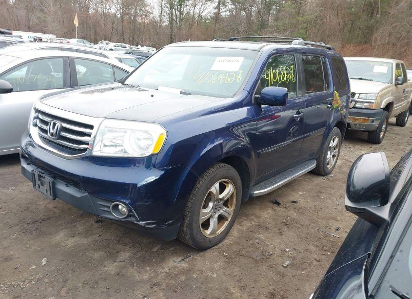 Photo 2 of 2013 Honda Pilot EX-L (VIN 5FNYF4H50DB022189)