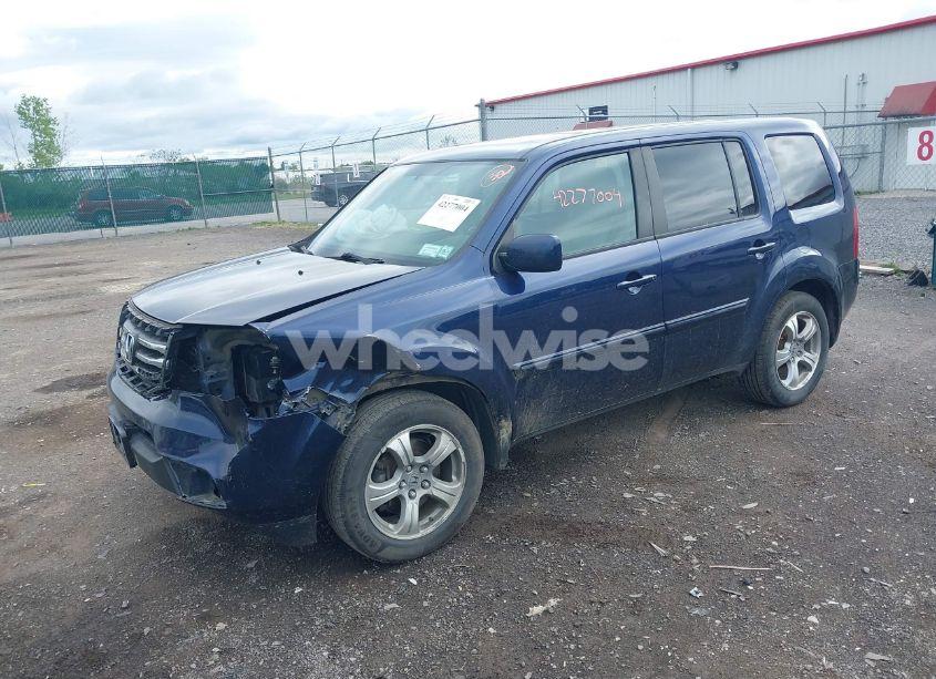 Photo 2 of 2013 Honda Pilot EX-L (VIN 5FNYF4H50DB080156)