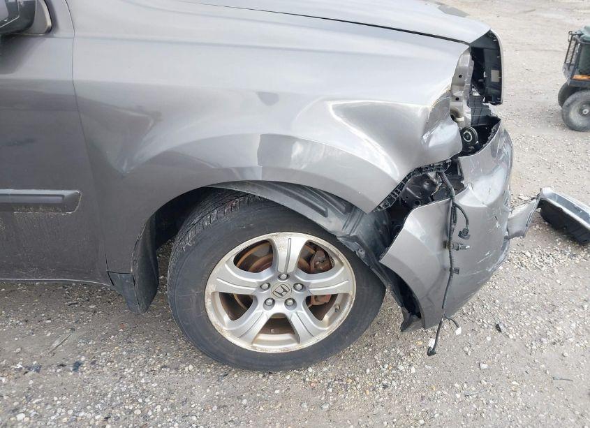 Photo 18 of 2014 Honda Pilot EX-L (VIN 5FNYF4H50EB016751)