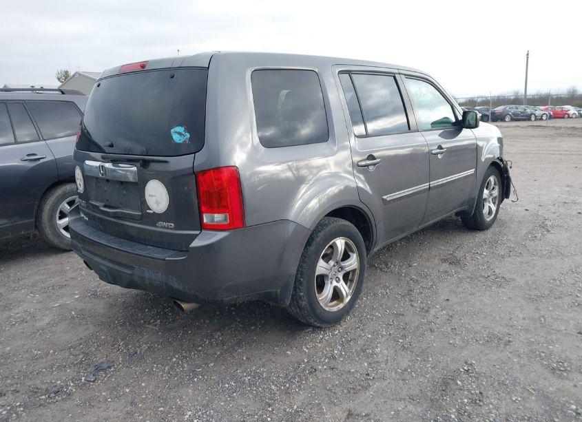 Photo 4 of 2014 Honda Pilot EX-L (VIN 5FNYF4H50EB016751)