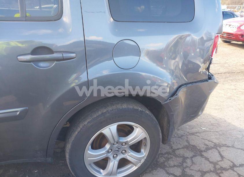 Photo 17 of 2014 Honda Pilot EX-L (VIN 5FNYF4H50EB050057)