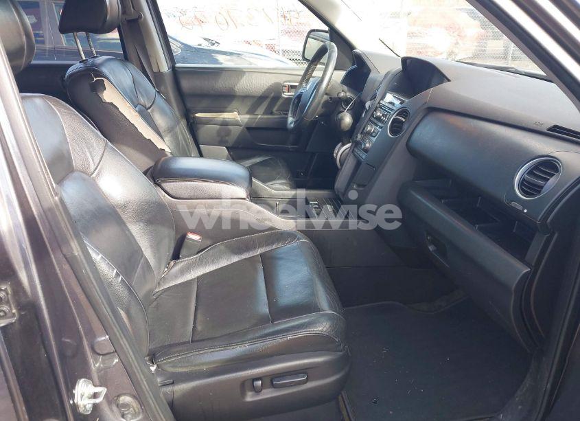 Photo 5 of 2014 Honda Pilot EX-L (VIN 5FNYF4H50EB050057)