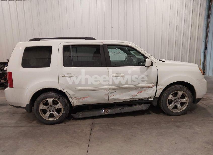 Photo 13 of 2015 Honda Pilot EX-L (VIN 5FNYF4H50FB072559)