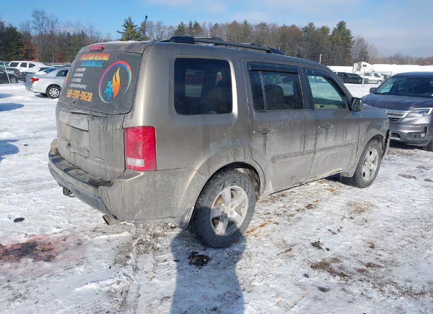 Photo 4 of 2010 Honda Pilot EX-L (VIN 5FNYF4H51AB033021)