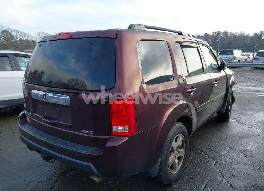 Photo 4 of 2011 Honda Pilot EX-L (VIN 5FNYF4H51BB008718)