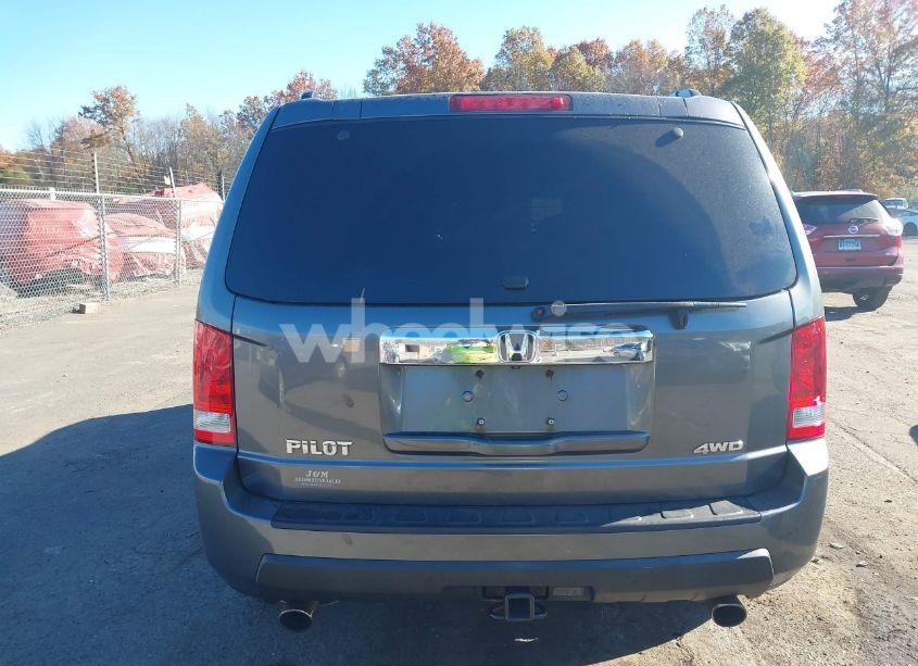 Photo 16 of 2011 Honda Pilot EX-L (VIN 5FNYF4H51BB009416)