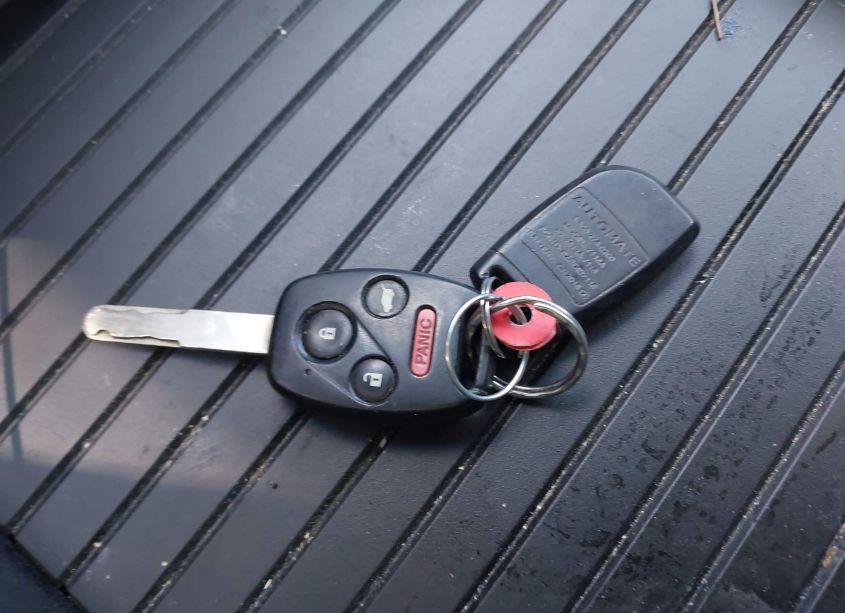 Photo 11 of 2011 Honda Pilot EX-L (VIN 5FNYF4H51BB035482)