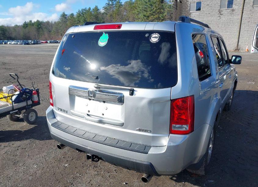 Photo 16 of 2011 Honda Pilot EX-L (VIN 5FNYF4H51BB035482)