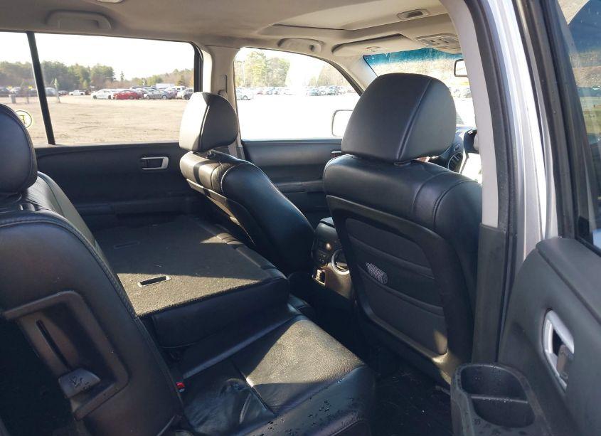 Photo 8 of 2011 Honda Pilot EX-L (VIN 5FNYF4H51BB035482)