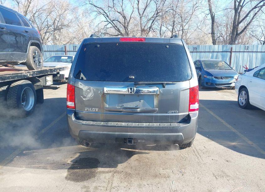 Photo 16 of 2011 Honda Pilot EX-L (VIN 5FNYF4H51BB046398)