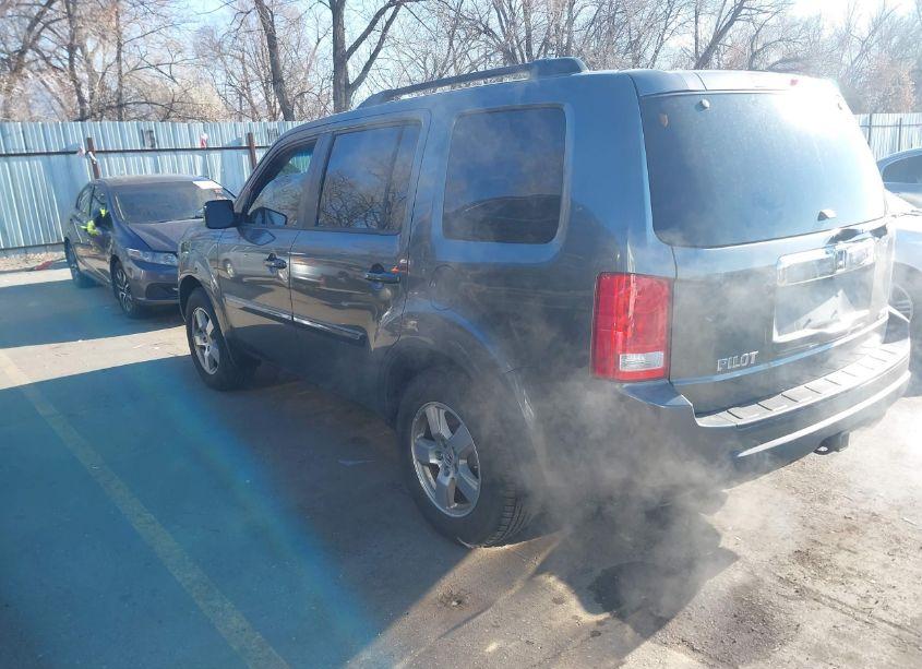 Photo 3 of 2011 Honda Pilot EX-L (VIN 5FNYF4H51BB046398)