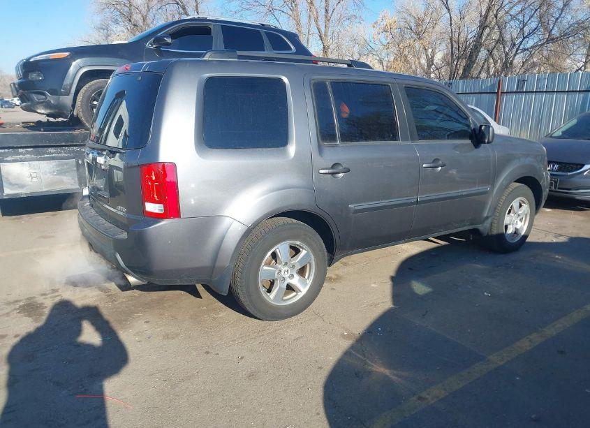 Photo 4 of 2011 Honda Pilot EX-L (VIN 5FNYF4H51BB046398)