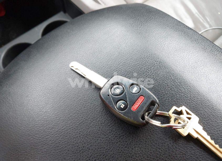 Photo 11 of 2011 Honda Pilot EX-L (VIN 5FNYF4H51BB054632)