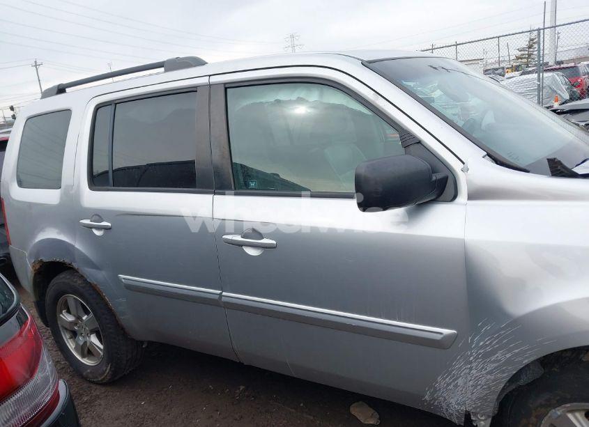 Photo 14 of 2011 Honda Pilot EX-L (VIN 5FNYF4H51BB054632)