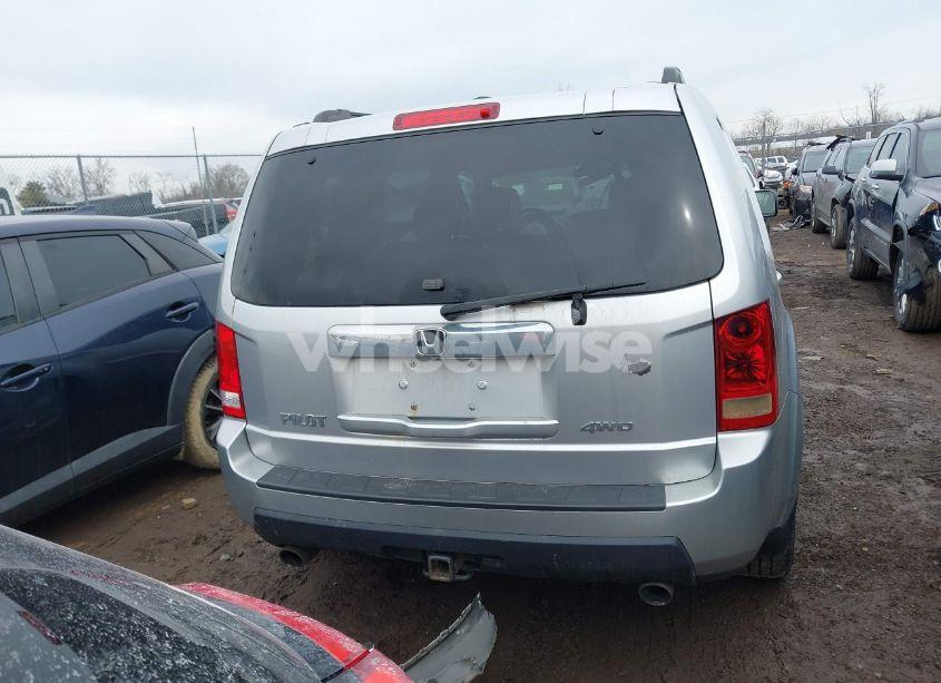 Photo 17 of 2011 Honda Pilot EX-L (VIN 5FNYF4H51BB054632)