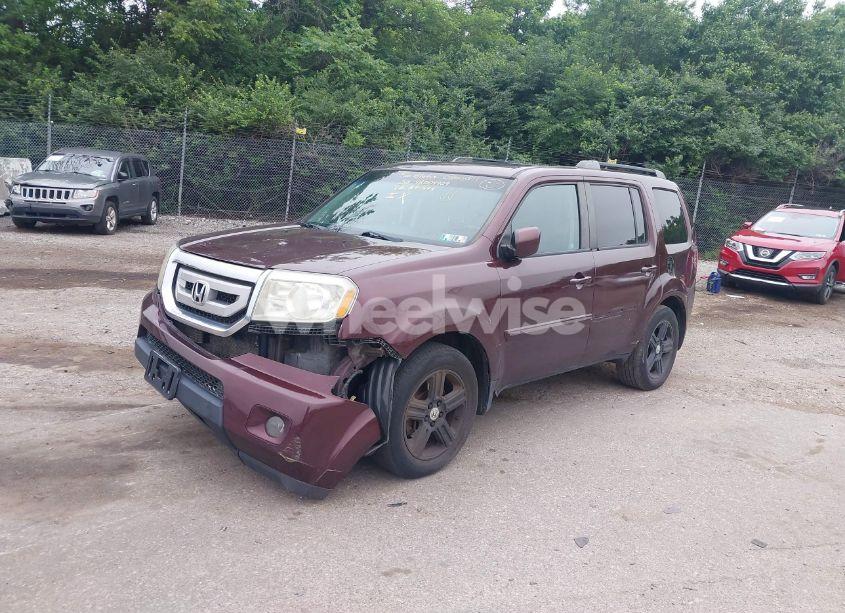 Photo 2 of 2011 Honda Pilot EX-L (VIN 5FNYF4H51BB071494)