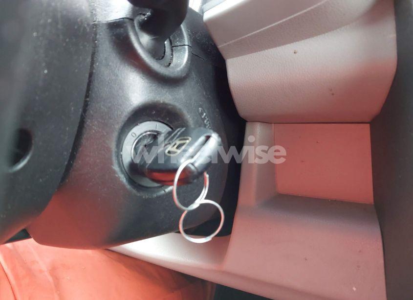 Photo 11 of 2011 Honda Pilot EX-L (VIN 5FNYF4H51BB083080)