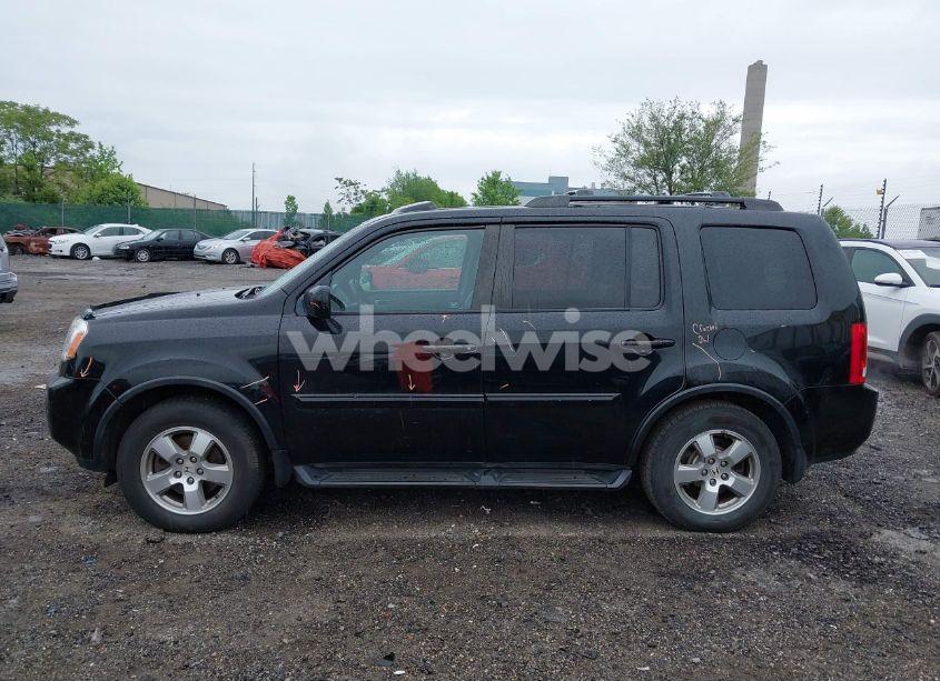 Photo 15 of 2011 Honda Pilot EX-L (VIN 5FNYF4H51BB083080)