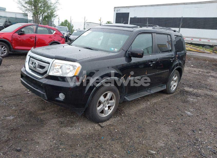 Photo 2 of 2011 Honda Pilot EX-L (VIN 5FNYF4H51BB083080)